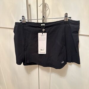 ALO Yoga In The Lead Skirt